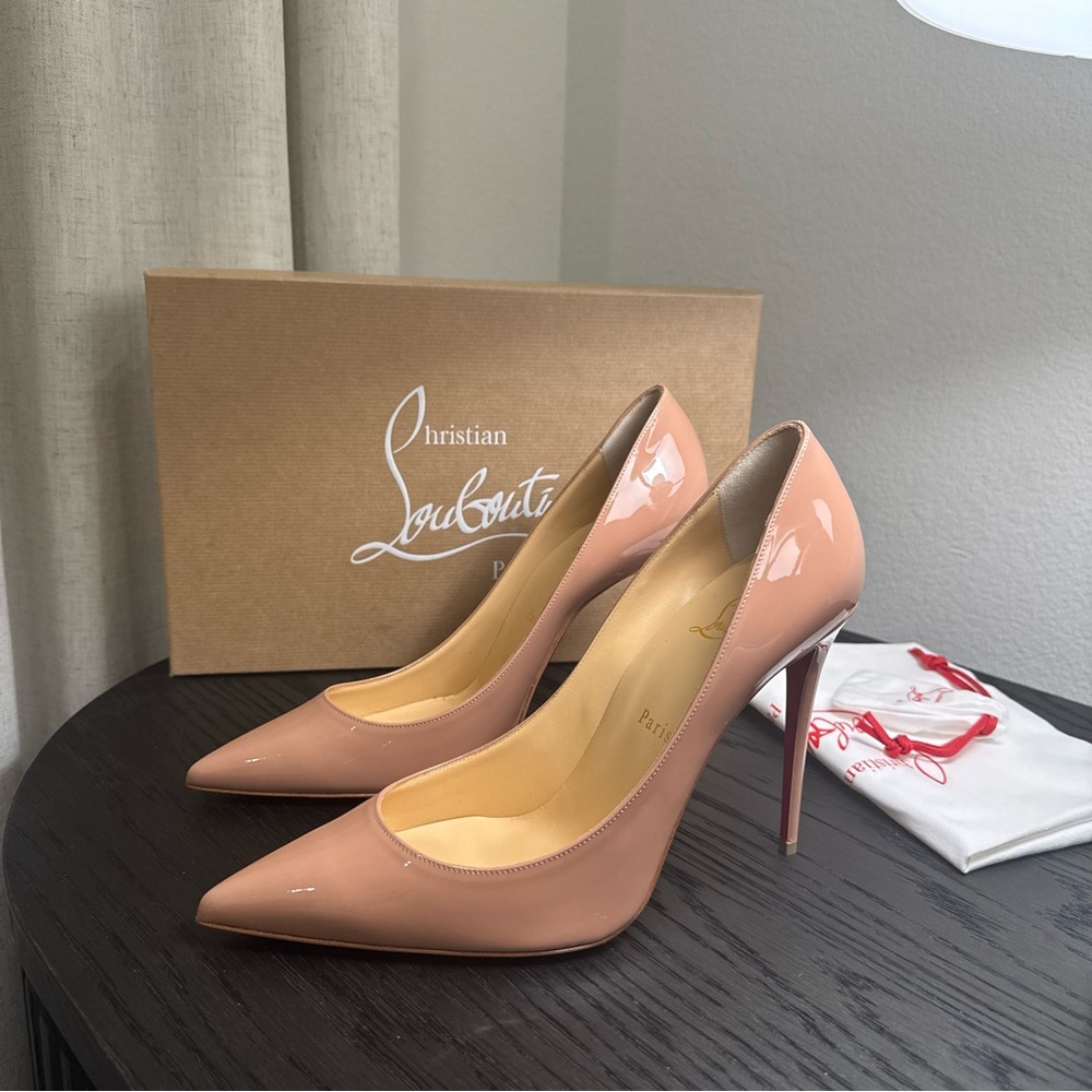 Christian Louboutin Kate 100 Patent Nude 40